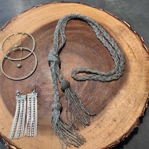 Super cute costume jewelry lot!